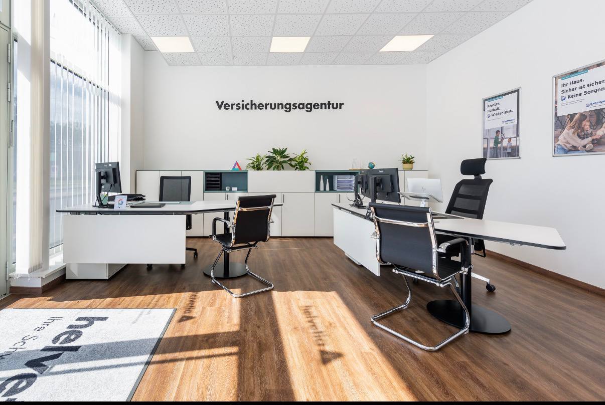Besprechungsbereich der Diensthuber Versicherungsagentur